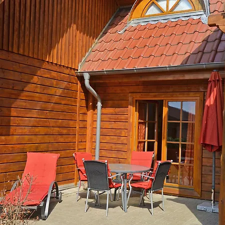 Strandschloesschen - Haushaelfte 3 Semesterbostad Sellin (Rugen)