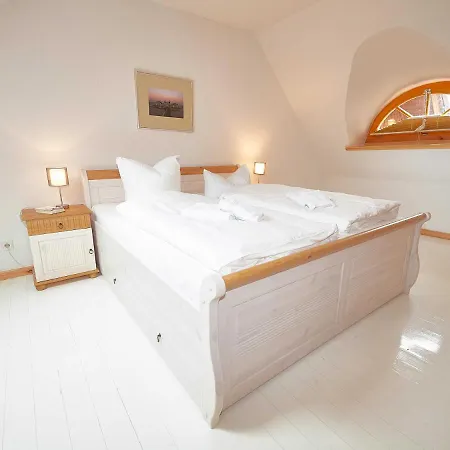 Strandschloesschen - Haushaelfte 3 Sellin (Rugen)